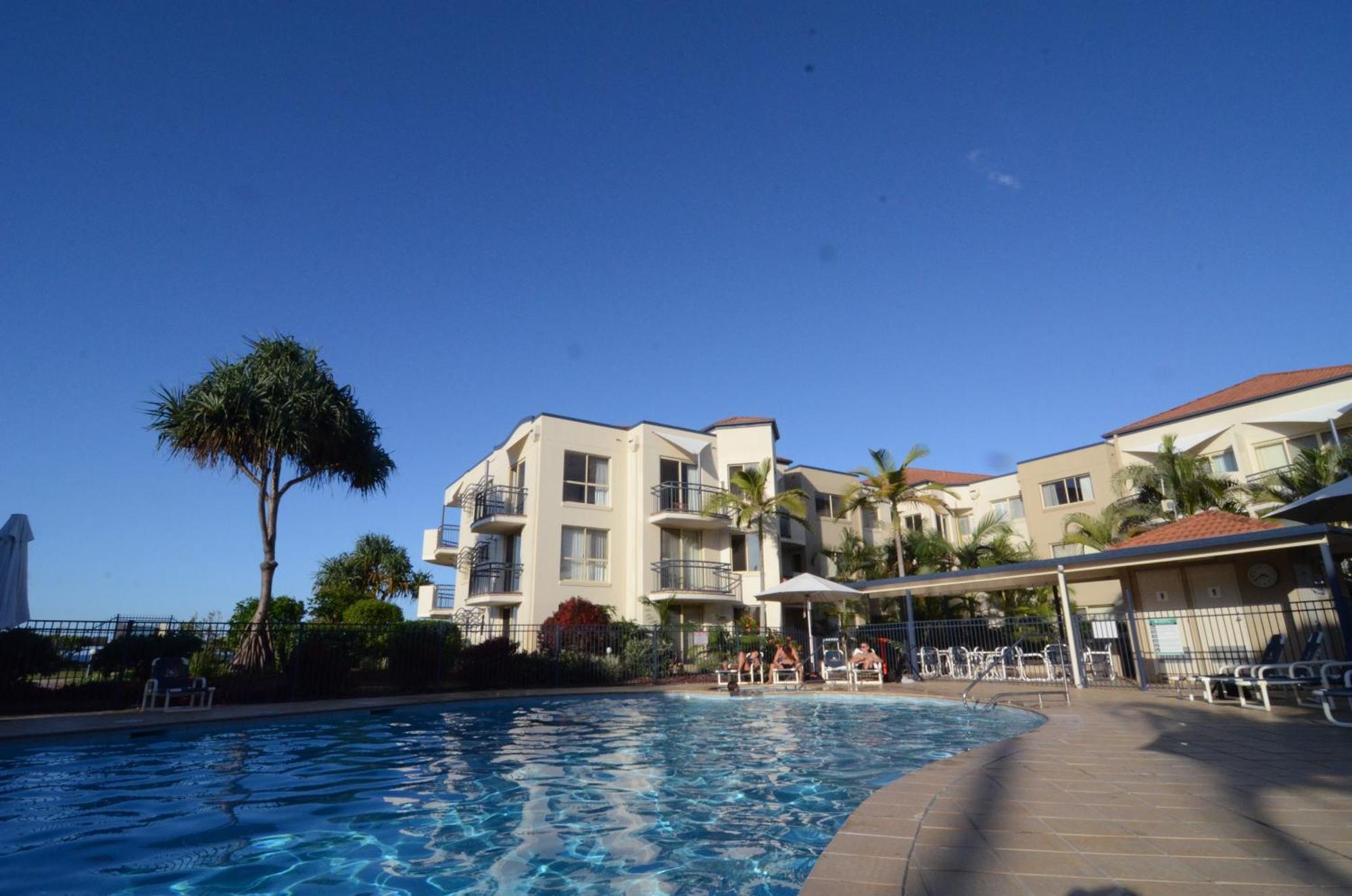Golden Riviera Absolute Beachfront Resort Χρυσή Ακτή Εξωτερικό φωτογραφία